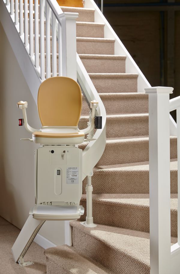 Acorn Stairlift FAQ of the Week—Will I Get Stuck on the Stairs if There’s a Power Outage? 
