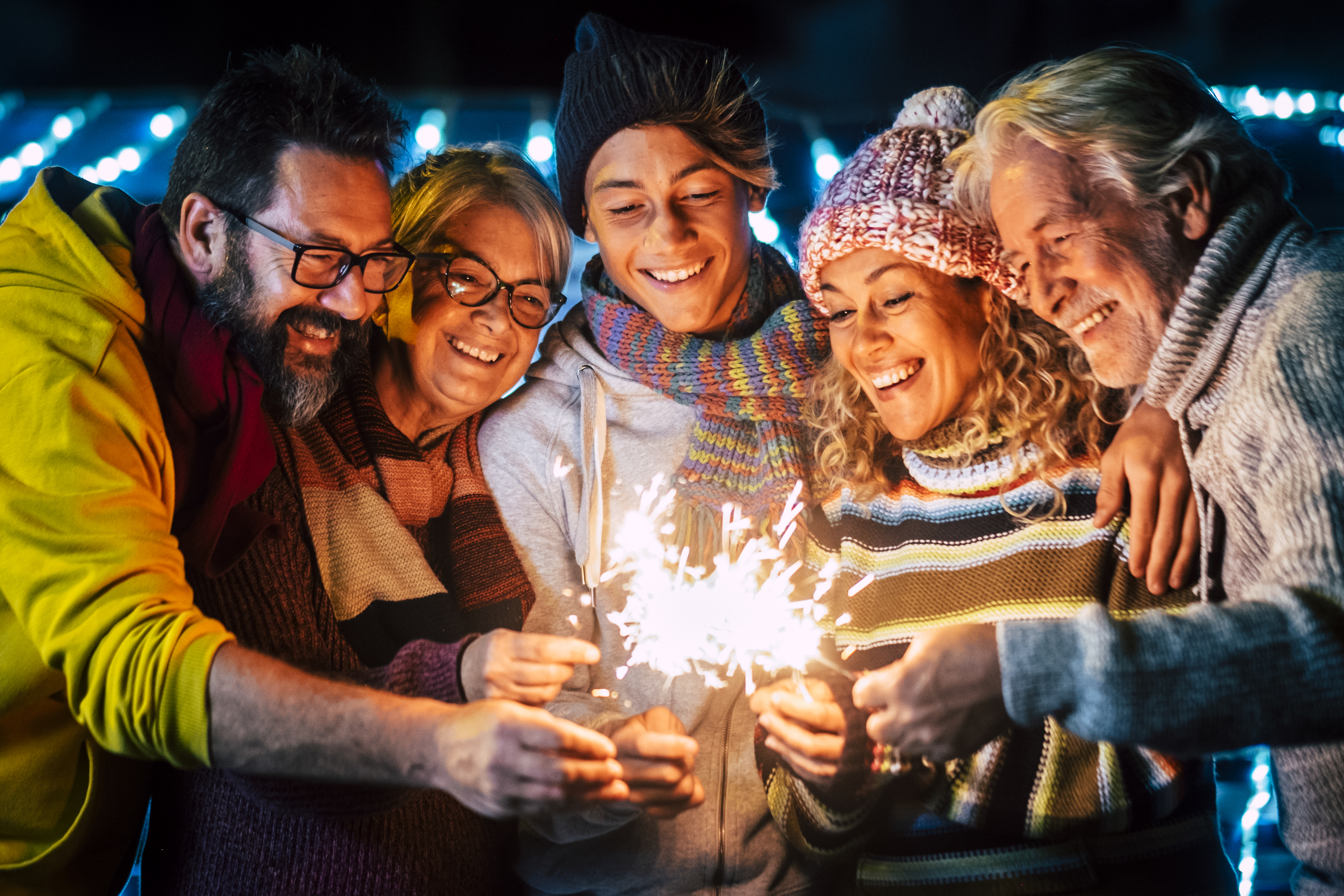 5 Heartwarming and Memorable Ways to Ring in the New Year 2024