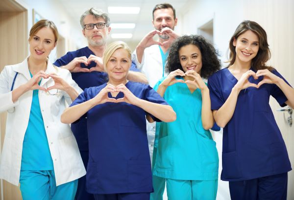Giornata internazionale degli infermieri 2024. 5 modi per ringraziare i nostri incredibili infermieri