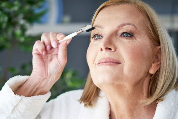 Timeless Beauty—12 Must-Know Makeup Hacks for Mature Women