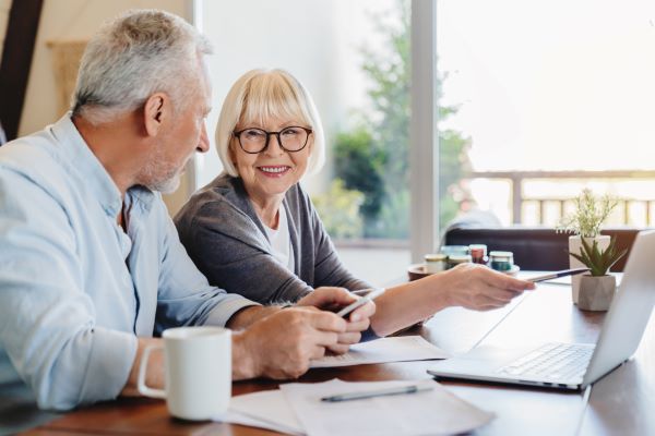 Seniors going over financing together