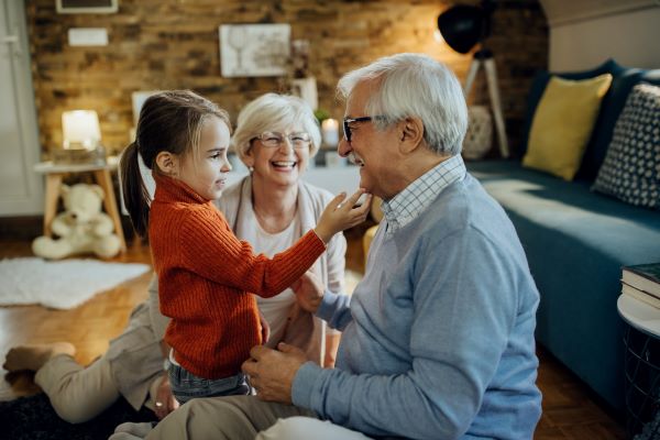 The Growing Importance of Grandparent Guidance—5 Valuable Life Lessons Grandchildren Can Learn from Their Grandparents 