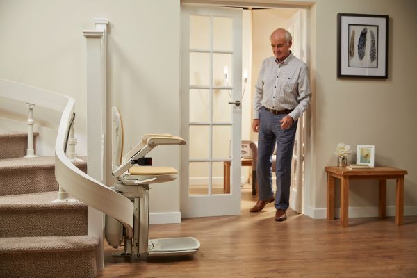 Acorn Stairlift FAQ of the Week—What Are the “Don’ts" of Owning a Stairlift? 