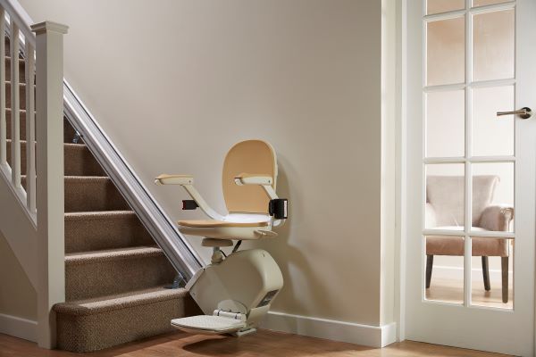 Acorn Stairlifts Fact of the Week—Our Most Popular Stairlift is the Straight 130