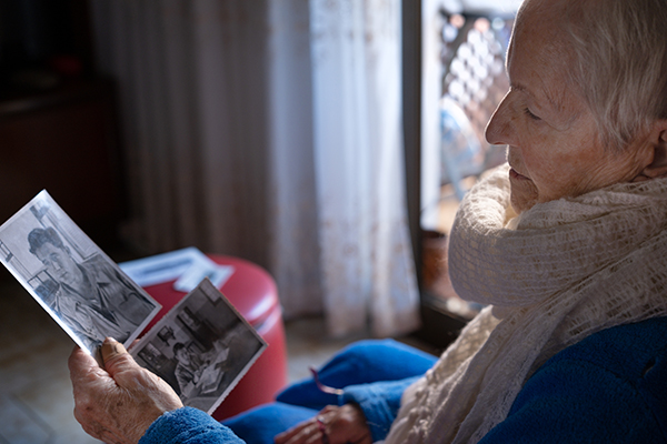 Senior dealing with grief during the holiday seasons